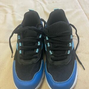 Colorblock Black Blue Lace Up Athletic Sneakers Low Top for kid